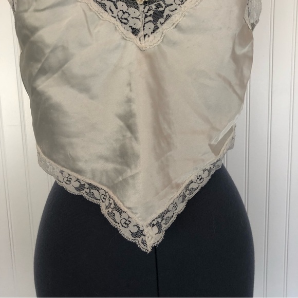 Vintage Lingerie Spaghetti Strap Crop Top White Ivory Triangle Handkerchief Cut - Picture 6 of 13